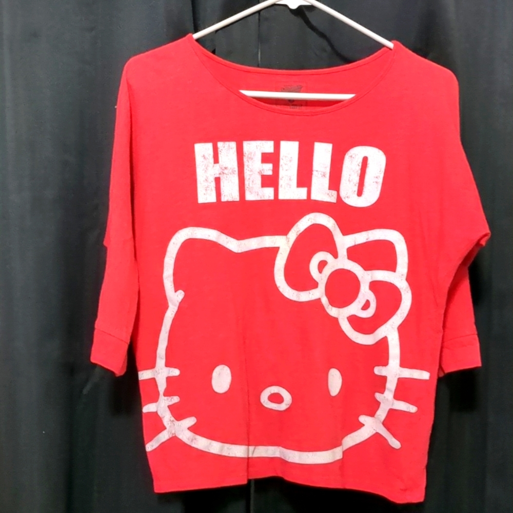 Hello Kitty shirt!